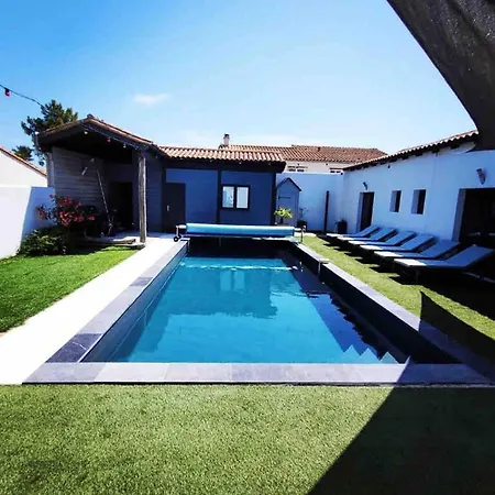 Maison De 3 Avec Piscine Privee Terrasse Et Wifi A Marie De Re *